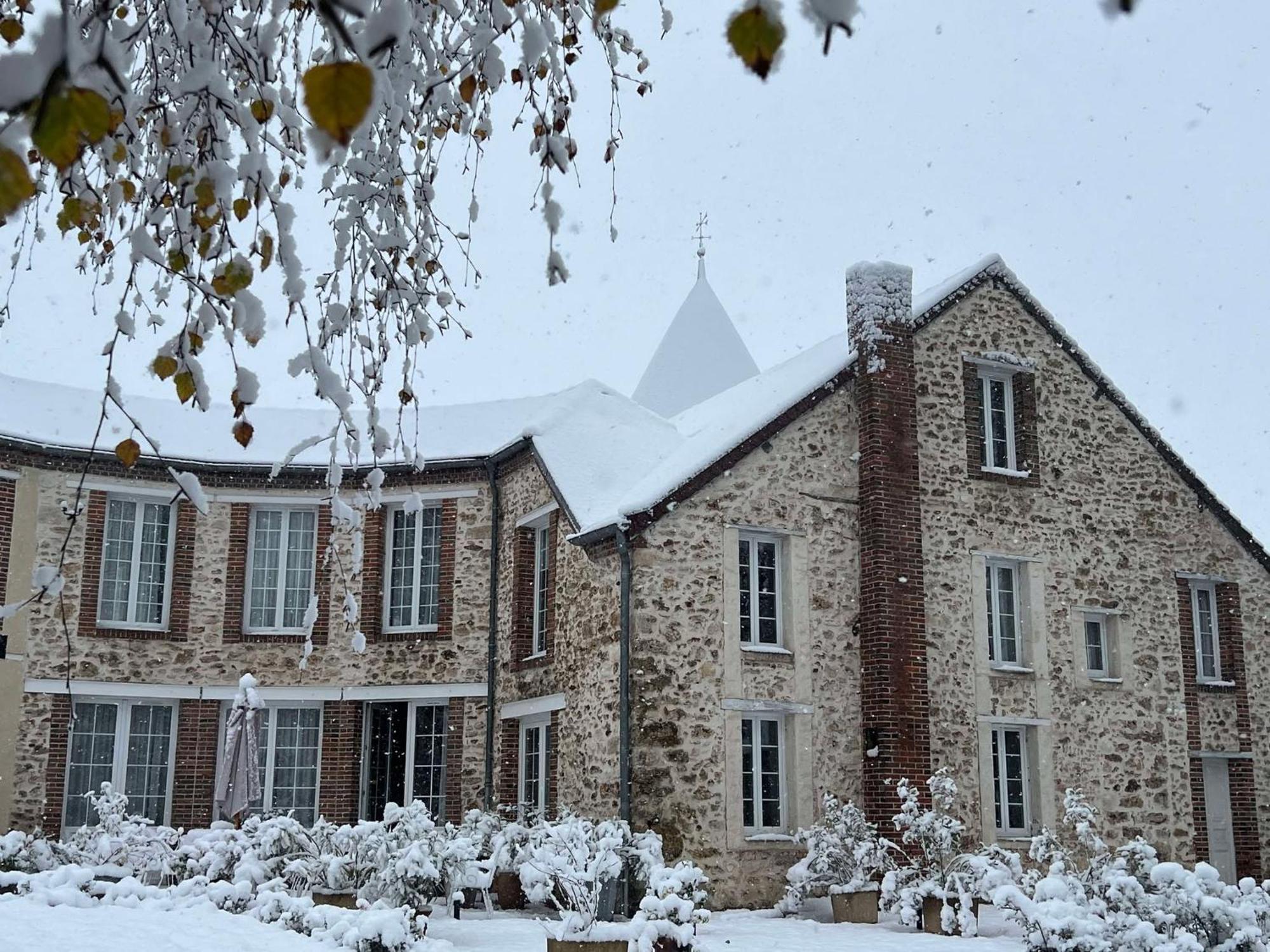 Le Petit Chateau Baye Kültér fotó